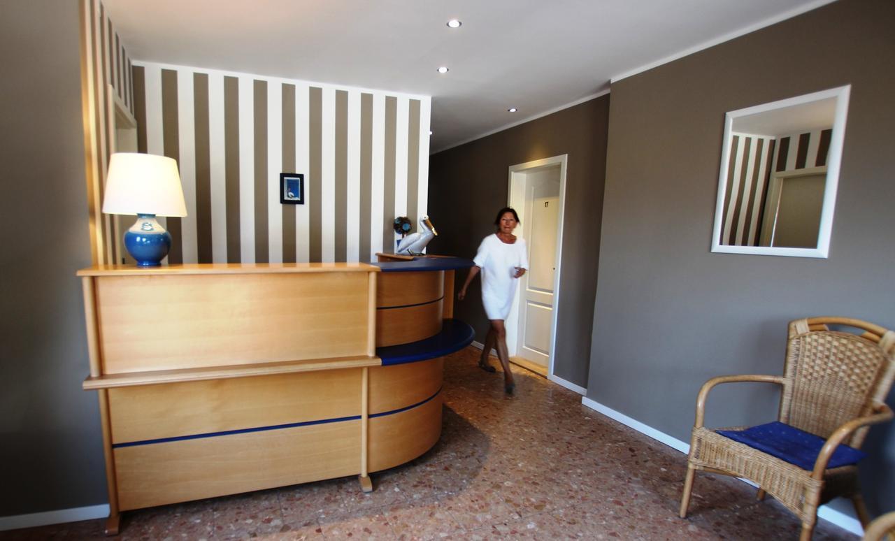 Hotel Pelikan คิทซิงเงน ภายนอก รูปภาพ